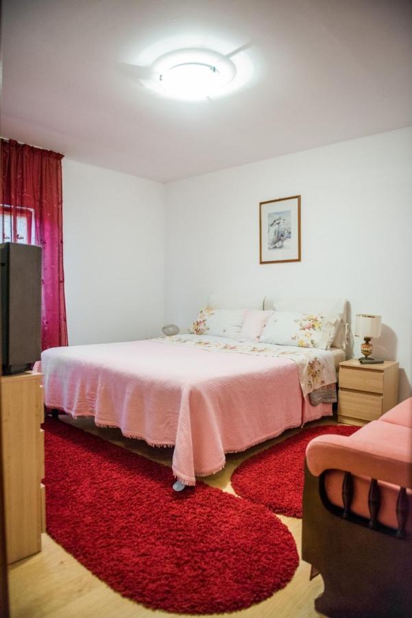 Casa Gotika Guest House Vama  Eksteriør bilde